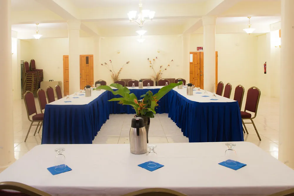 Hotel Alexandrina كينغستاون سانت فنسينت والجرينادينز