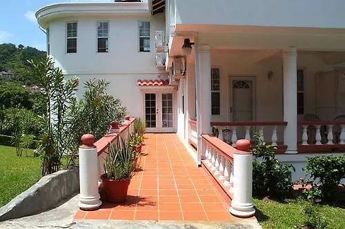 Hotel Alexandrina كينغستاون 3*,  سانت فنسينت والجرينادينز